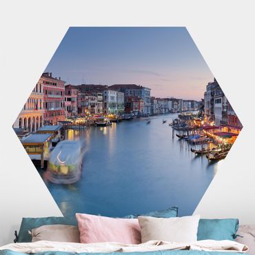 Self-adhesive hexagonal pattern wallpaper - Evening Atmosphere On The Grand Canal In Venice