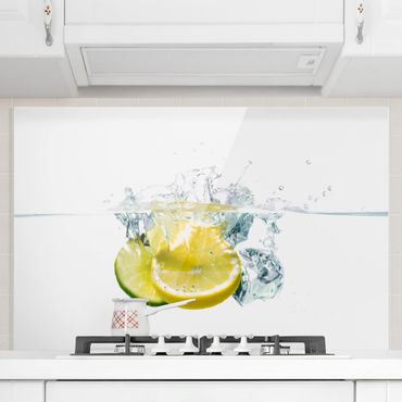 Glass Splashback - Lemon And Lime In Water - Landscape 2:3