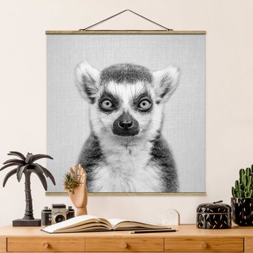 Fabric print with poster hangers - Lemur Ludwig Black And White - Square 1:1