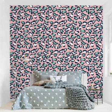 Wallpaper - Leopard Pattern In Pastel Pink And Blue