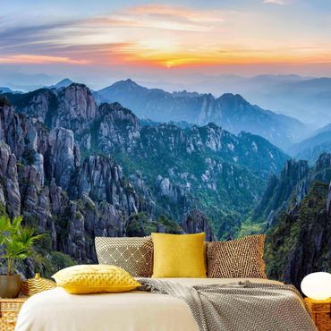 Wallpaper - Rising Sun Over The Huangshan Mountains