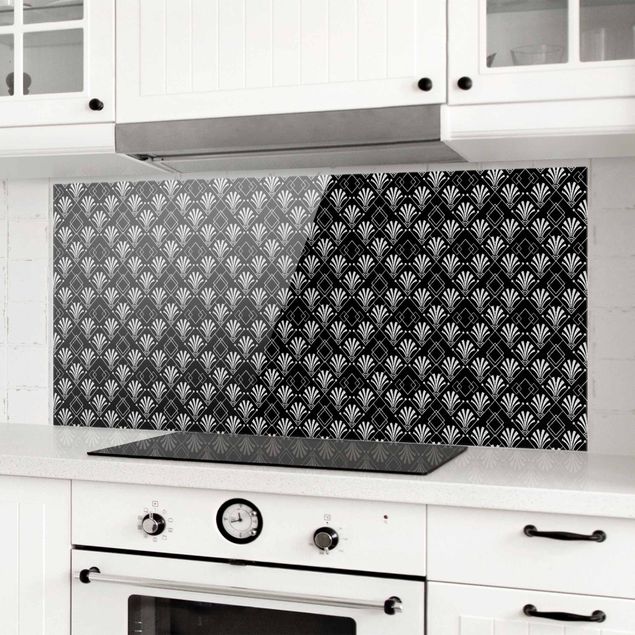 Kitchen Glitter Look With Art Deko Pattern On Black
