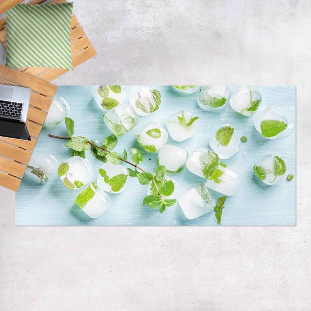 Outdoor rugs Ice Cubes With Mint Leaves