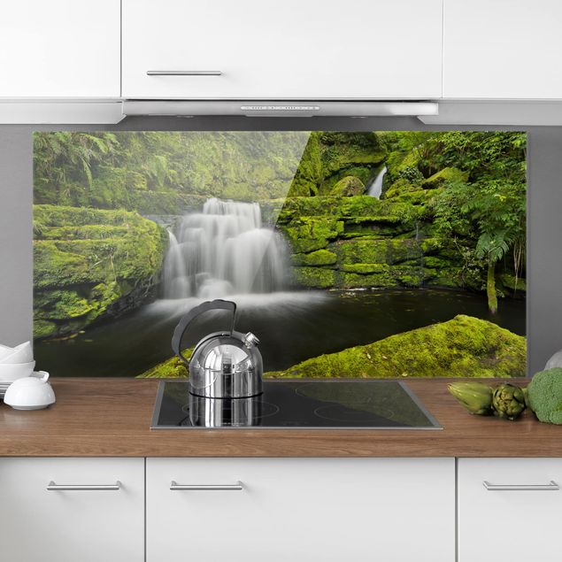 Kitchen Lower Mclean Falls In New Zealand