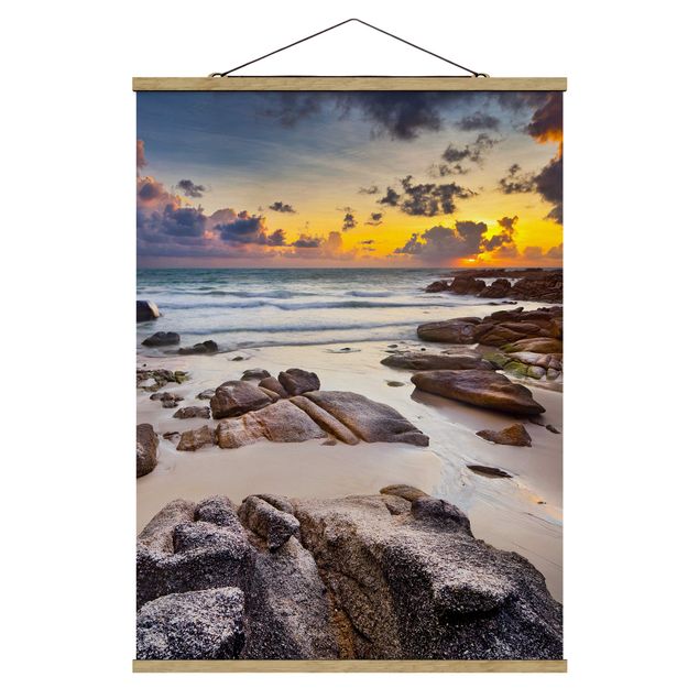 Sea prints Sunrise Beach In Thailand