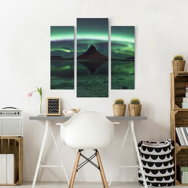 Prints modern Northern Lights In Iceland