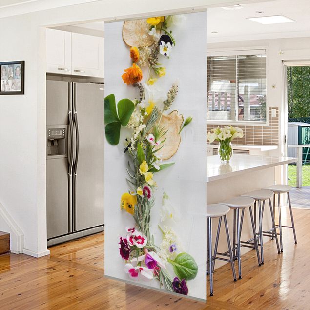 Room divider - Fresh Herbs With Edible Flowers