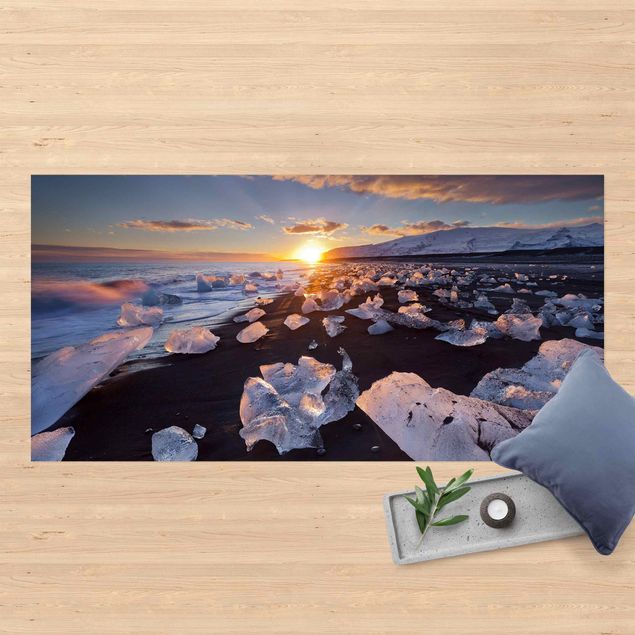 Outdoor rugs Chunks Of Ice On The Beach Iceland
