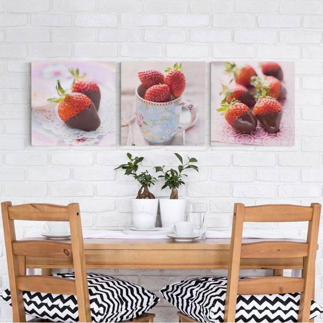 Vintage wall art Strawberries In Chocolate Vintage