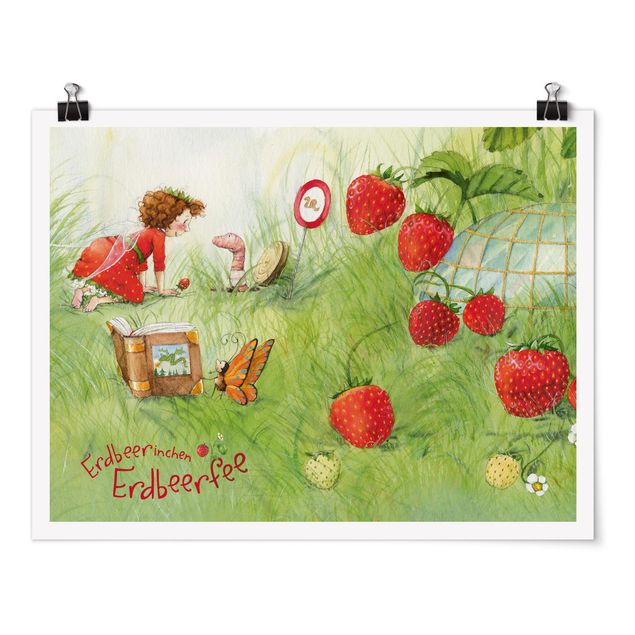 Green canvas wall art Little Strawberry Strawberry Fairy- With Worm Home