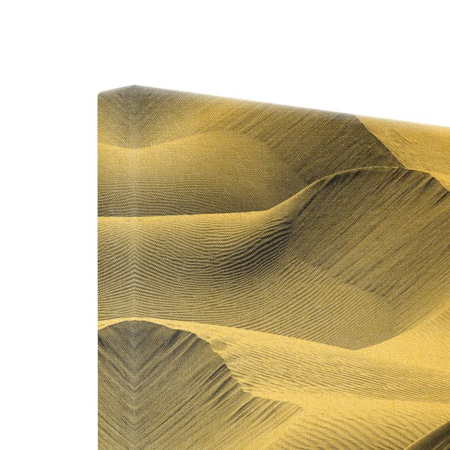 Prints Wave Pattern In Desert Sand