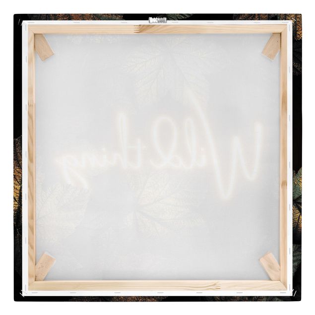 Canvas prints Wild Thing Golden Leaves