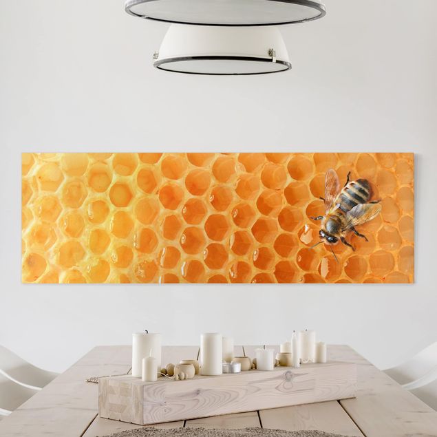 Kitchen Honey Bee