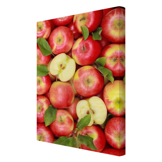 Red print Juicy apples