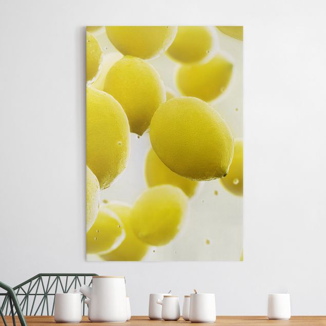 Kitchen Lemons In Water