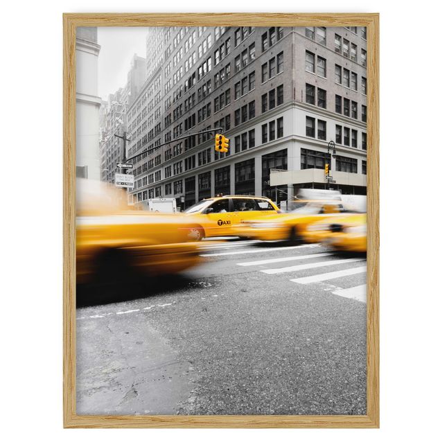 Framed prints black and white Bustling New York