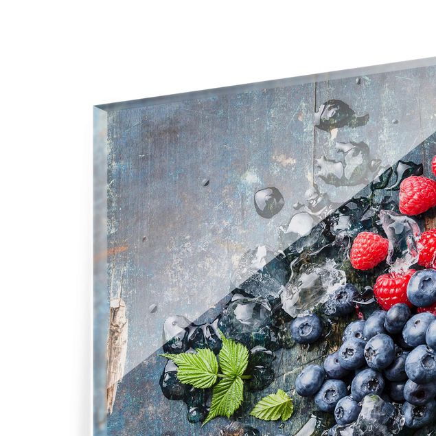 Glas Magnettafel Berry Mix With Ice Cubes Wood