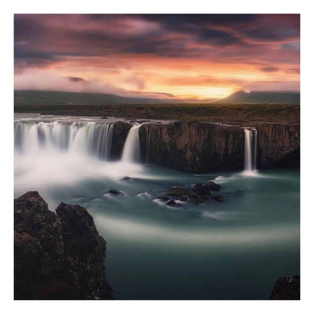 Modern art prints Goðafoss Waterfall In Iceland
