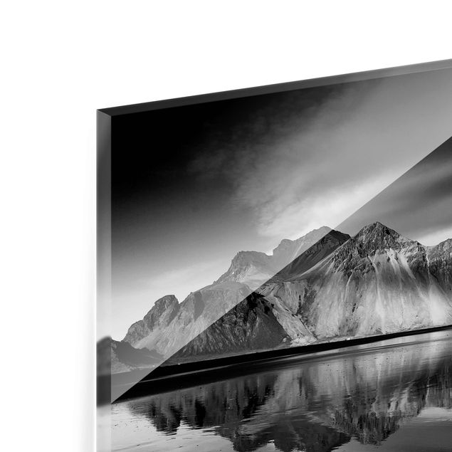 Glass prints black and white Vesturhorn In Iceland