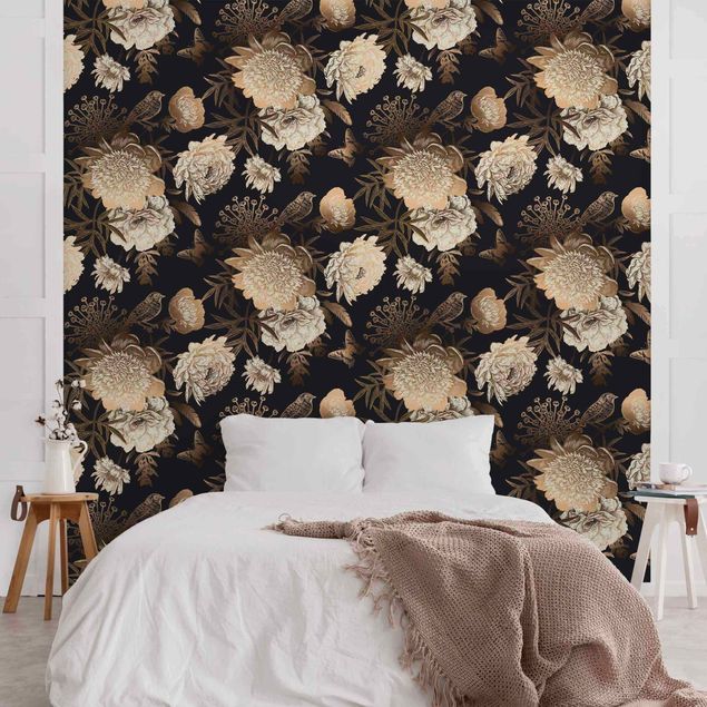 Floral wallpaper Peony Pattern Black Gold