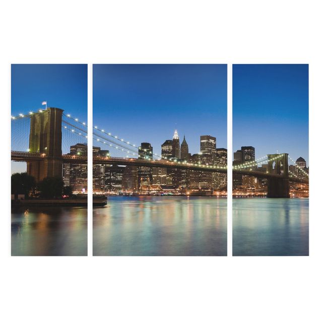 Prints modern Brooklyn Bridge In New York