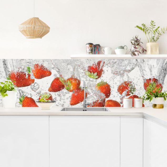 Kitchen splashback fruits and vegetables Fresh Strawberries In Water