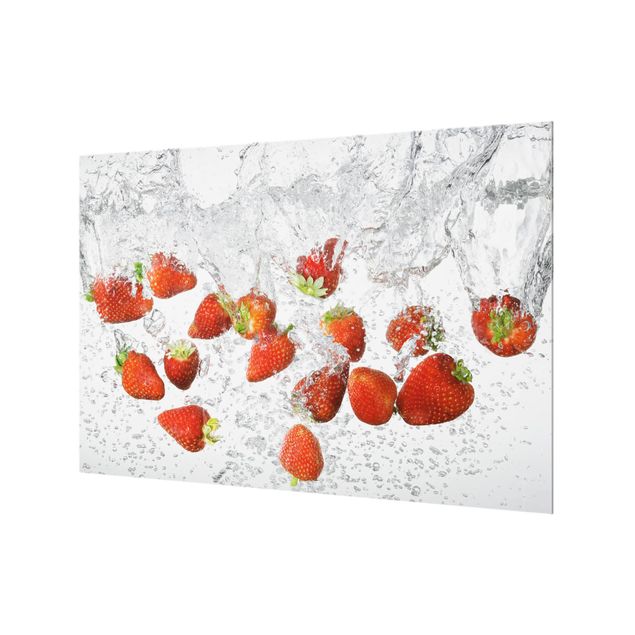 Glass Splashback - Fresh Strawberries In Water - Landscape 2:3