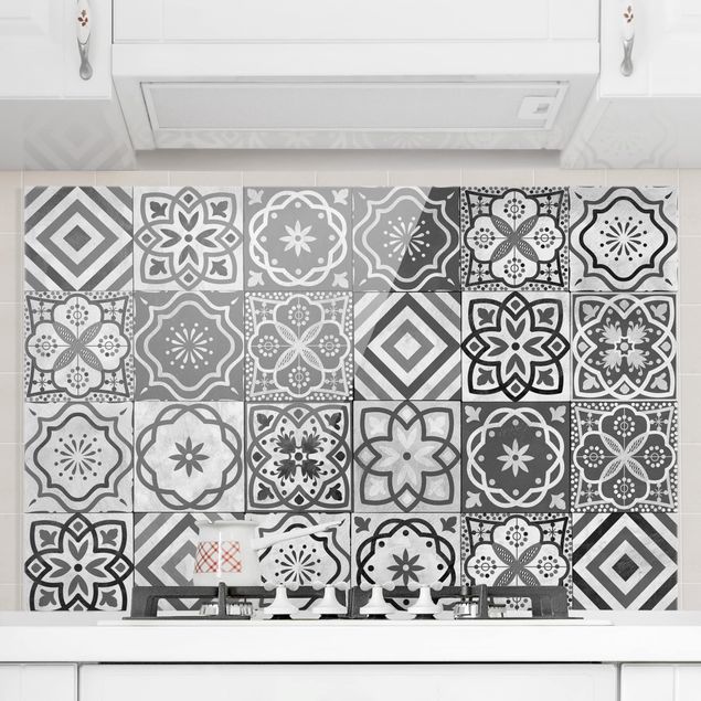 Kitchen Mediterranean Tile Pattern Grayscale
