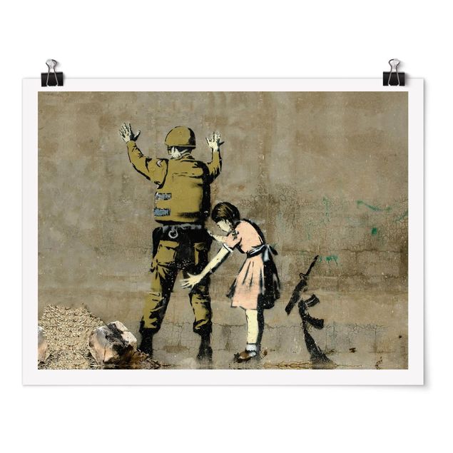 Prints Soldat und Mädchen - Brandalised ft. Graffiti by Banksy