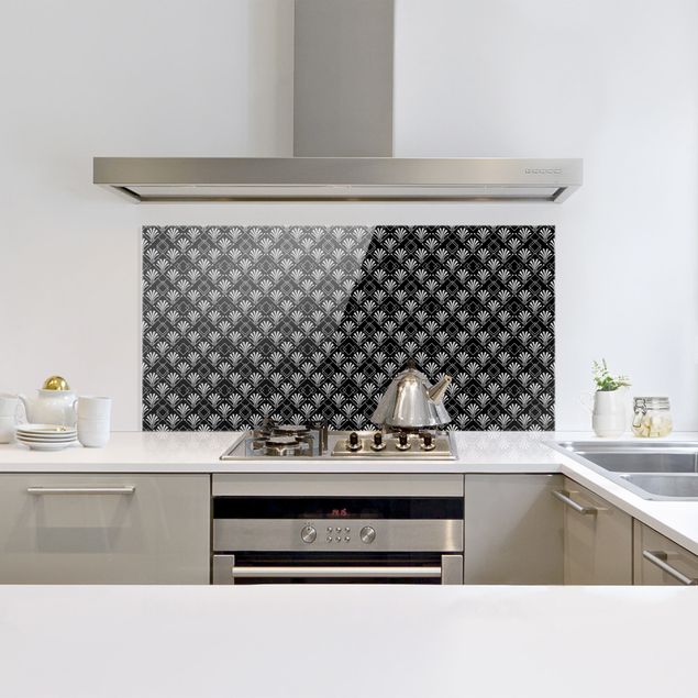 Glass splashback tiles Glitter Look With Art Deko Pattern On Black