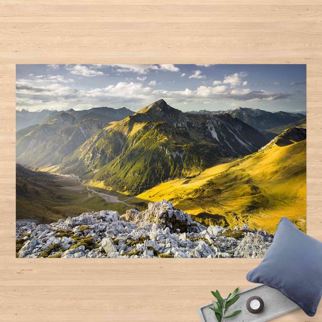 outdoor mat Mountains And Valley Of The Lechtal Alps In Tirol