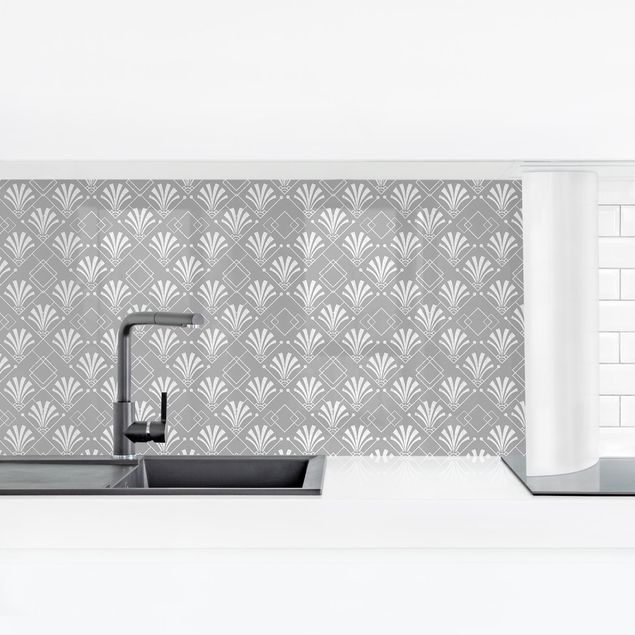 Kitchen splashback patterns Glitter Look With Art Deko On Grey Backdrop