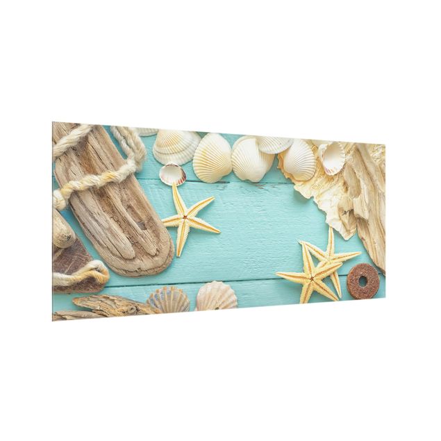 Glass splashback beach Shells and driftwood