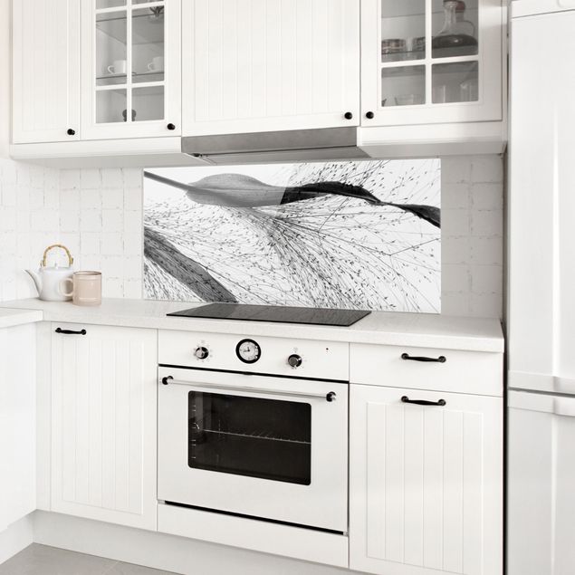 Glass splashback flower Delicate Reed With Subtle Buds Black And White