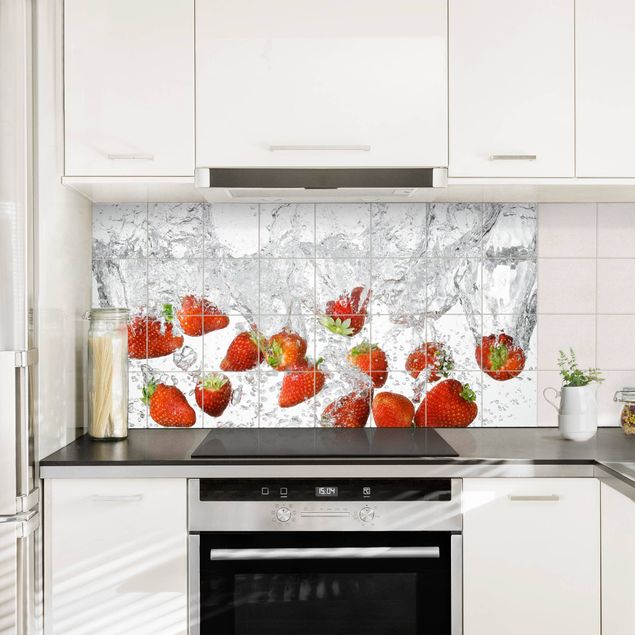 Adhesive films Fresh Strawberries In Water