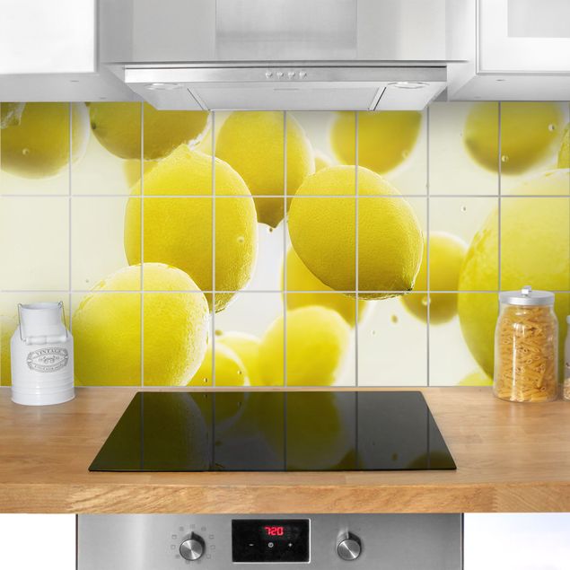 Kitchen Lemons In Water