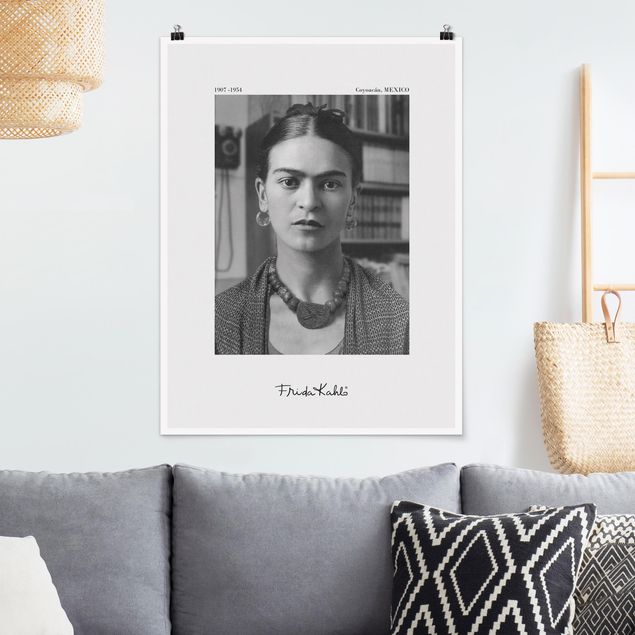 Canvas art Frida Kahlo Photograph Portrait In The House