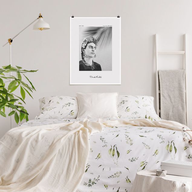Posters black and white Frida Kahlo Portrait With Jewellery