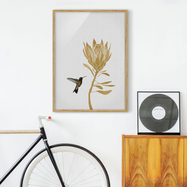 Art prints Hummingbird And Tropical Golden Blossom