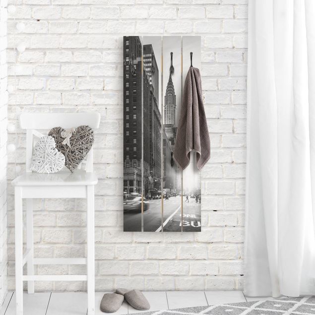 Wall mounted coat rack black and white Lively New York