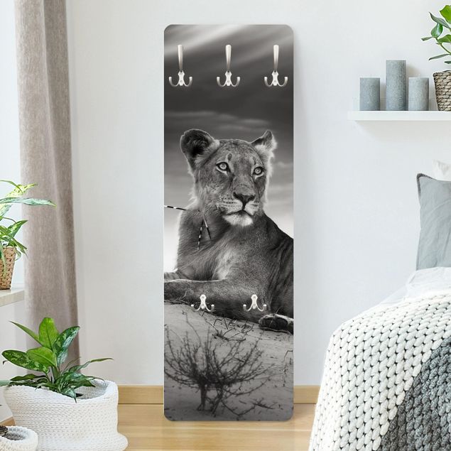 Wall mounted coat rack black and white Resting Lion
