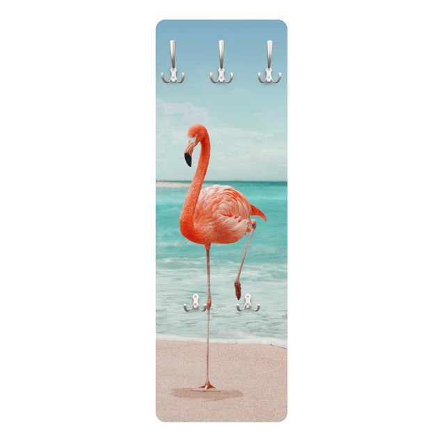 Jonas Loose Beach With Flamingo